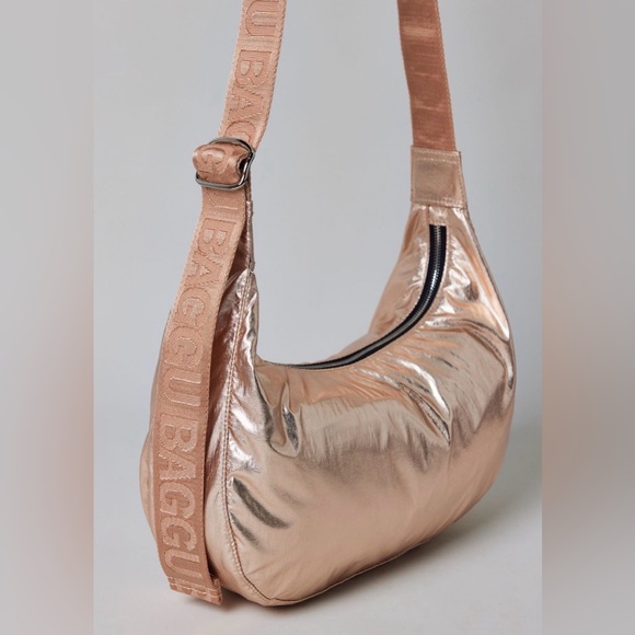 BAGGU Metallic Rose Gold Medium Crescent Crossbody Bag new nwt LAST ONE - Picture 3 of 4